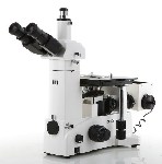 Mikroskop IM7530 z boku